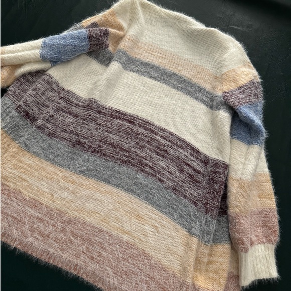 Super soft and cozy long striped sweater - Picture 6 of 9